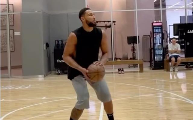 狗子28app下载-【观察】NBA版狼来了？“休赛期MVP”西蒙斯准时上线